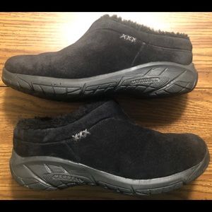 Merrell Encore Ice Black Size 7.5 EUC